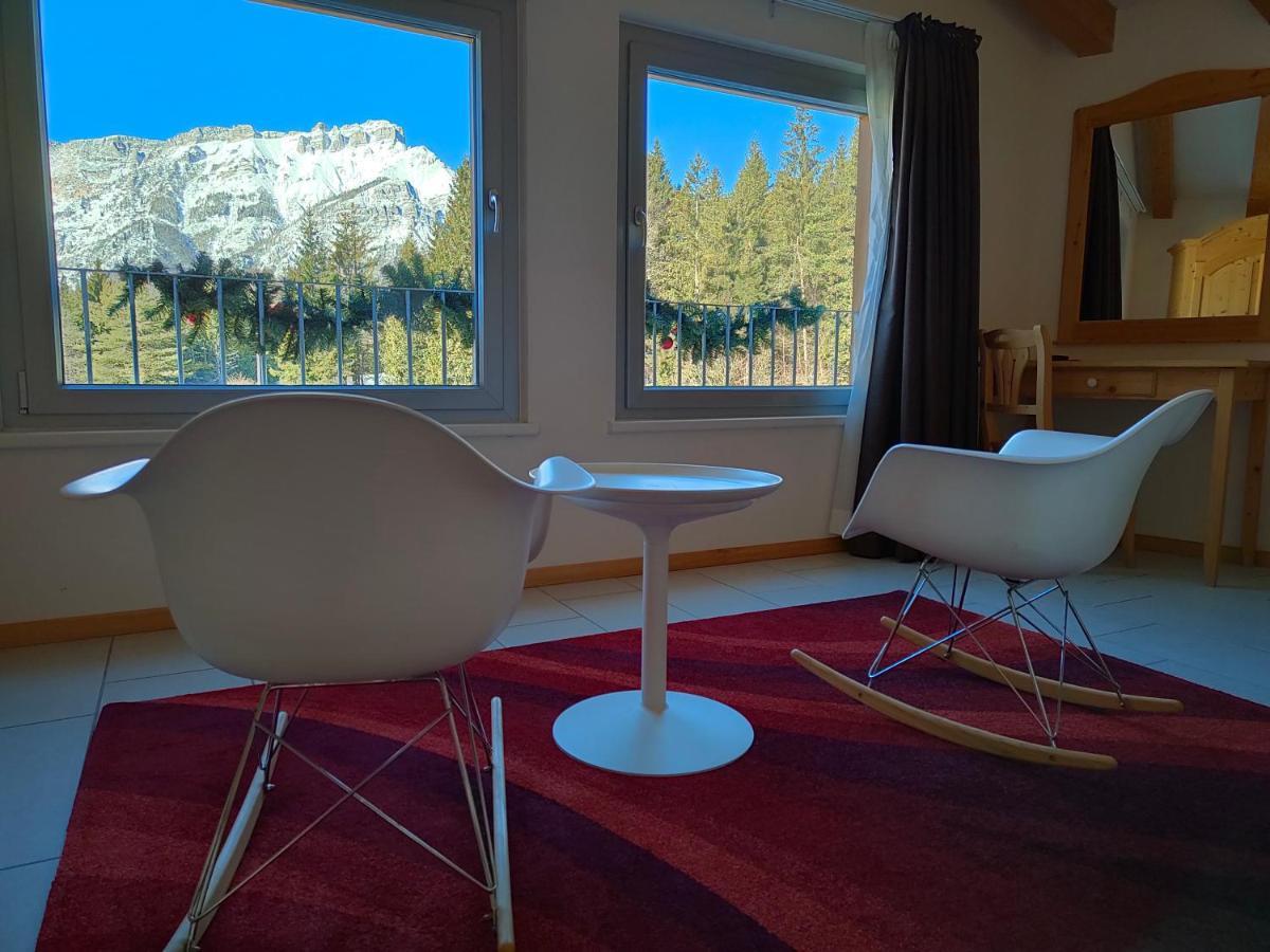 Hotel Elbele Garni Folgaria Exteriör bild